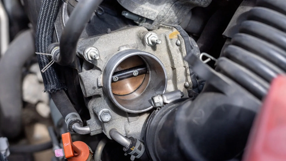 Dirty Throttle Bodies - Improve Idle and Engine Response